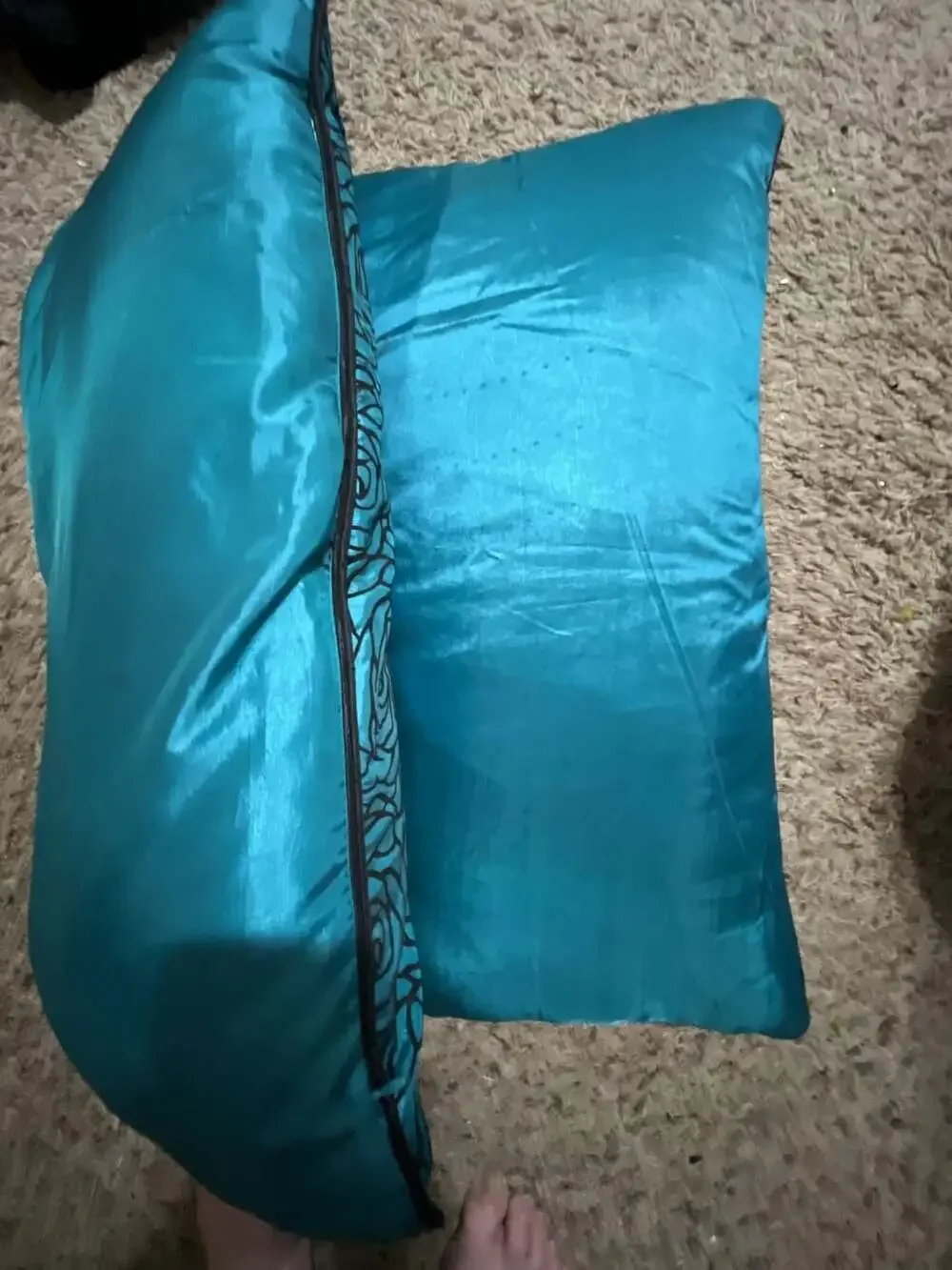 Set of 2 Decorative Teal and Black Rose Print Throw Pillows